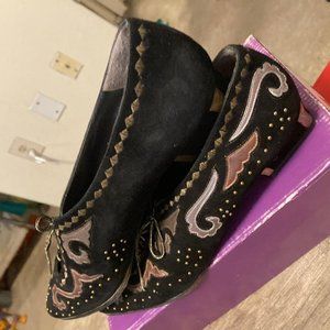 MARGARET JERROLD GOLD BLACK FINE SHOES SIZE 9M